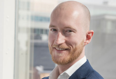 Divesting, Investing and Innovating in the Face of Industry Convergence