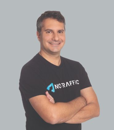 NoTraffic: AI-Powered Traffic Management System for a Connected Era